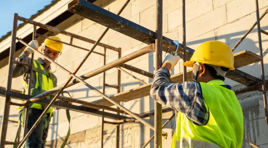 Expert flood damage restoration services in Smithville, IN